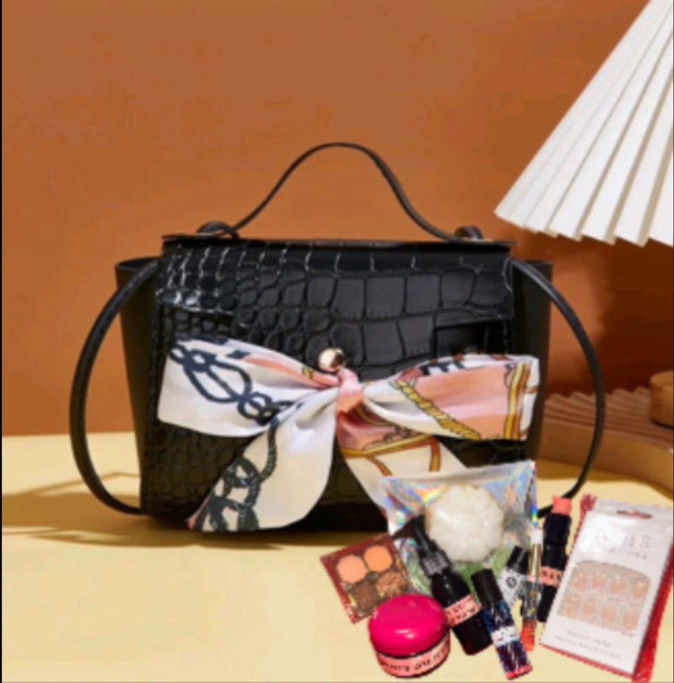 Bow Beauty Bag (Available In 4 Colors)