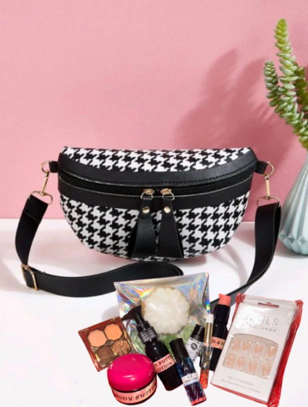 Houndstooth Beauty Bag
