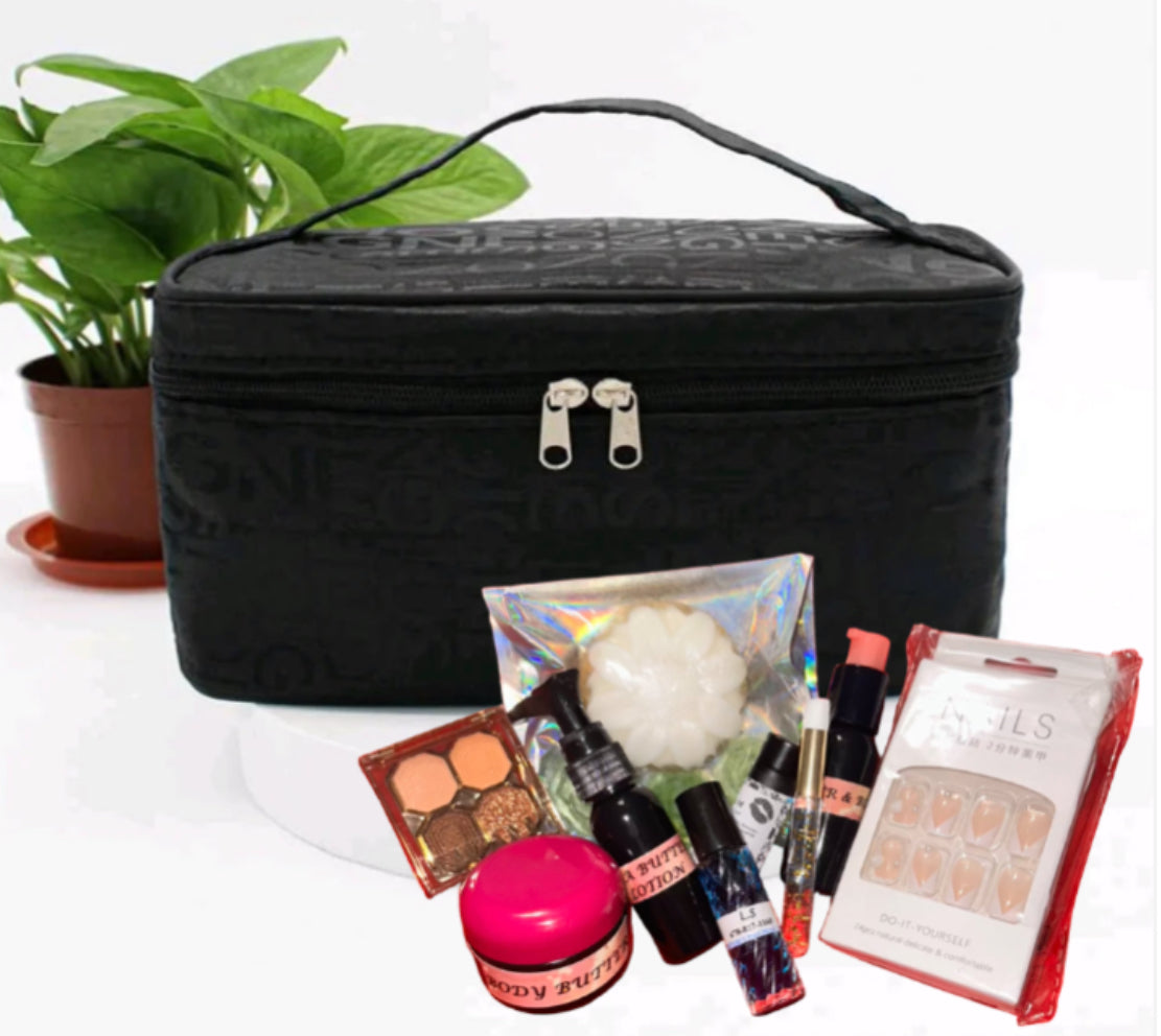 Excursion Beauty Bag (Available in 3 Colors)